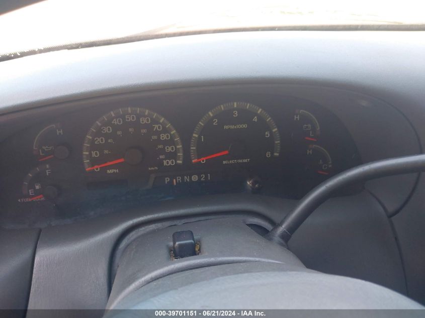 2001 Ford Expedition Xlt VIN: 1FMRU15W51LB38126 Lot: 39701151