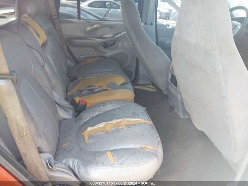 2001 Ford Expedition Xlt VIN: 1FMRU15W51LB38126 Lot: 39701151