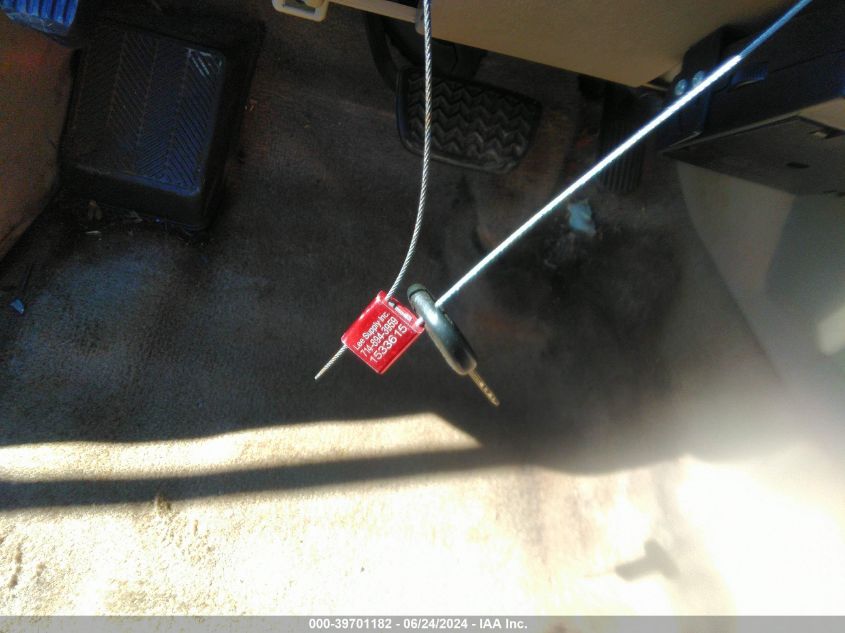 2005 Toyota 4Runner Limited V8 VIN: JTEBT17R358024775 Lot: 39701182