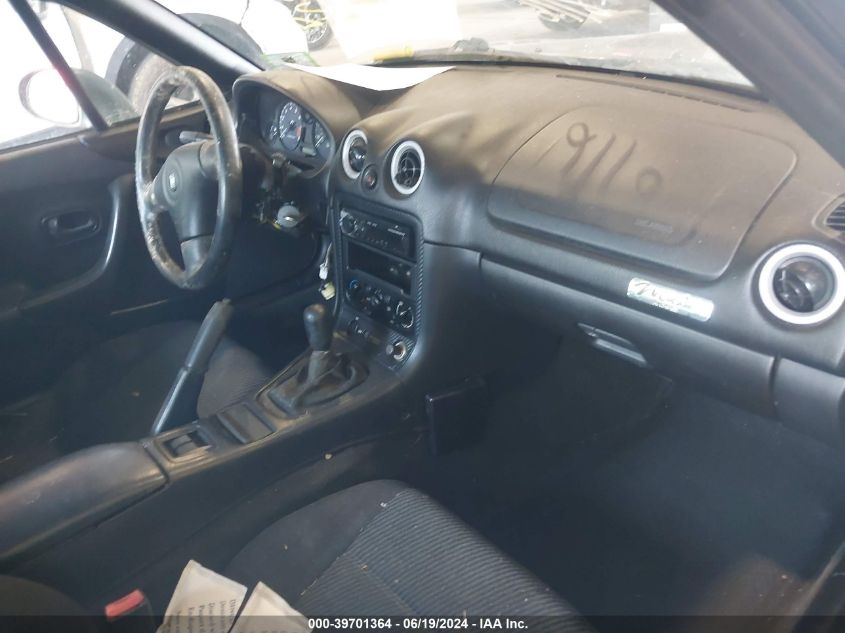 1999 Mazda Mx-5 Miata Leather Pkg/Popular Equipment Pkg/Sports Pkg/Touring Pkg VIN: JM1NB3535X0109648 Lot: 39701364