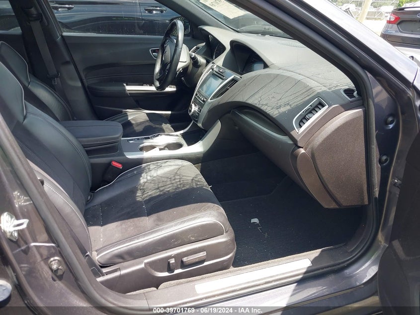 2018 Acura Tlx Tech A-Spec Pkgs VIN: 19UUB2F63JA008898 Lot: 39701769