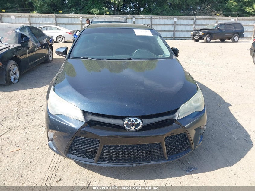 2015 Toyota Camry VIN: 4T1BFKXFU082466 Lot: 39701875