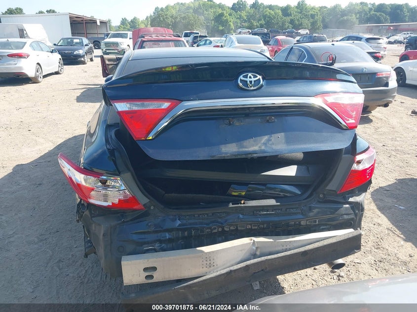 2015 Toyota Camry VIN: 4T1BFKXFU082466 Lot: 39701875