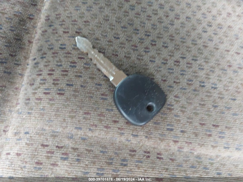 1999 Chevrolet Silverado 1500 Ls VIN: 2GCEC19T1X1222061 Lot: 39701878