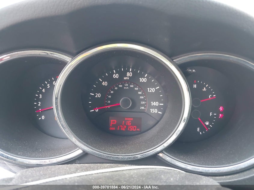 2011 Kia Sorento Lx VIN: 5XYKT4A15BG175646 Lot: 39701884