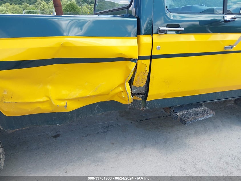 1985 Ford F250 VIN: 2FTHF2512FCB22567 Lot: 39701903