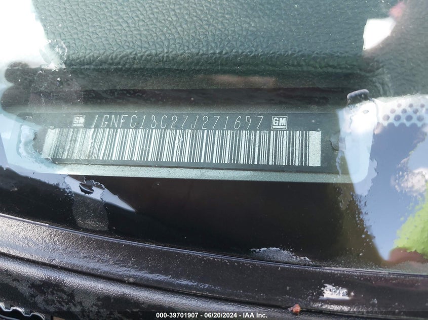2007 Chevrolet Tahoe Ls VIN: 1GNFC13C27J271697 Lot: 39701907