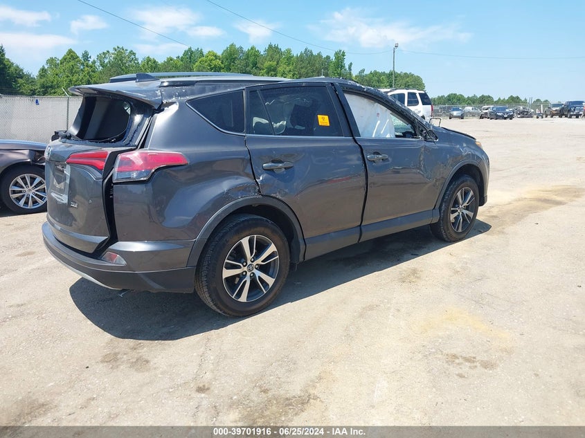 VIN 2T3WFREV4JW416650 2018 TOYOTA RAV4 XLE