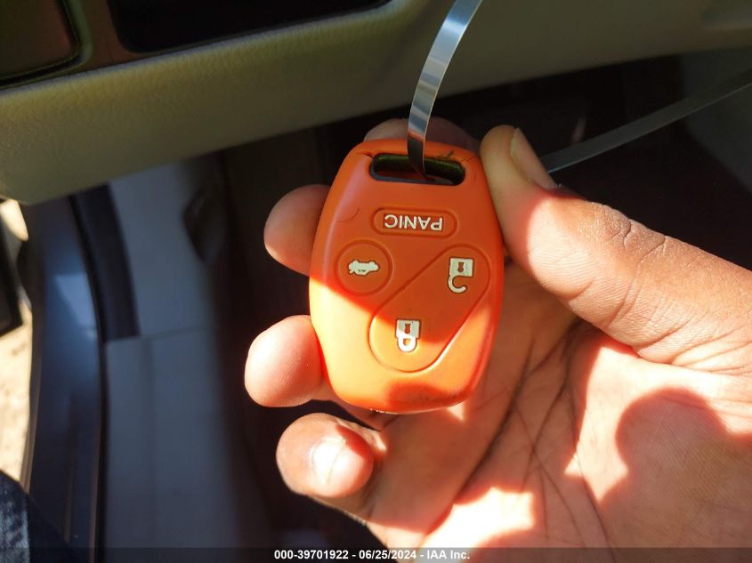 2010 Honda Accord Lxp VIN: 01HGCP2F47AA02858 Lot: 39701922