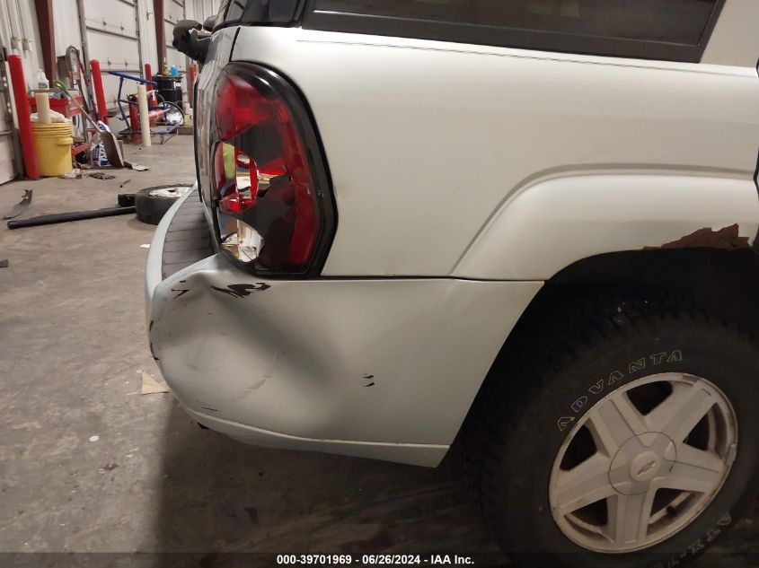 2007 Chevrolet Trailblazer Lt VIN: 1GNDT13S472240380 Lot: 39701969