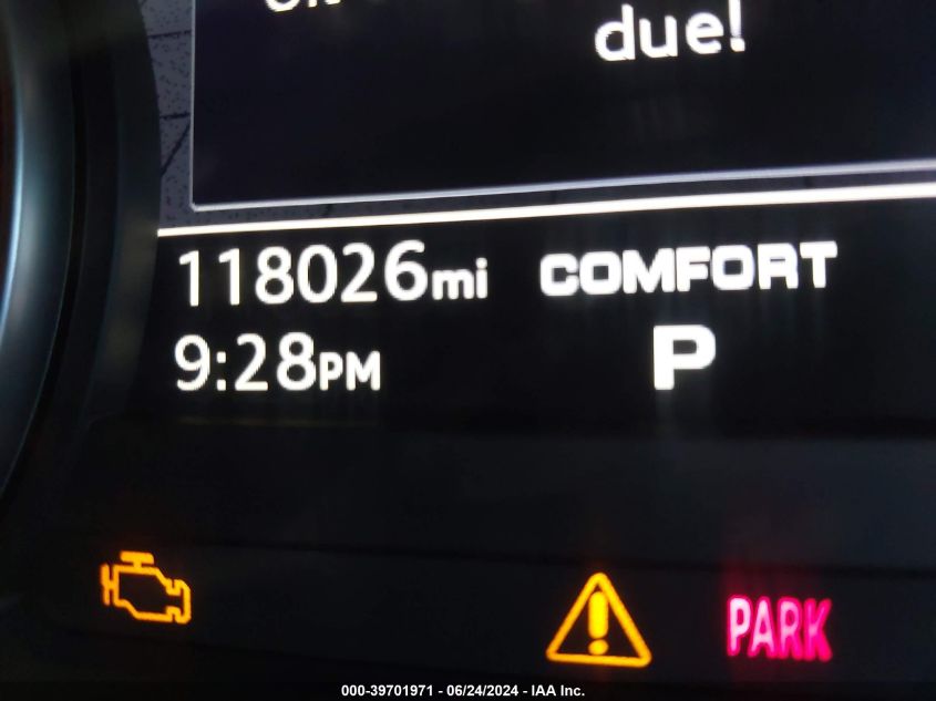 2017 Audi A4 2.0T Premium VIN: WAUENAF48HN034223 Lot: 39701971