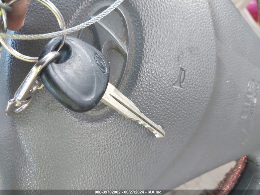 2009 Hyundai Accent Gls VIN: KMHCN46C89U369004 Lot: 39702002