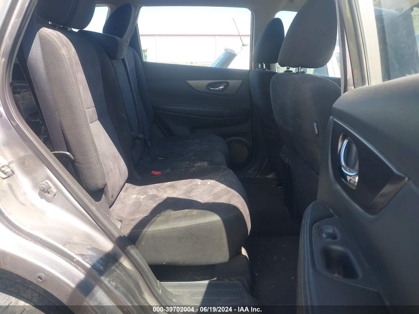 2015 Nissan Rogue S VIN: KNMAT2MVXFP514502 Lot: 39702004