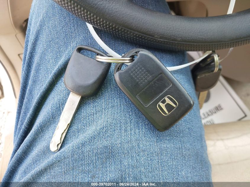 2005 Honda Odyssey Ex-L VIN: 5FNRL38725B104533 Lot: 39702011