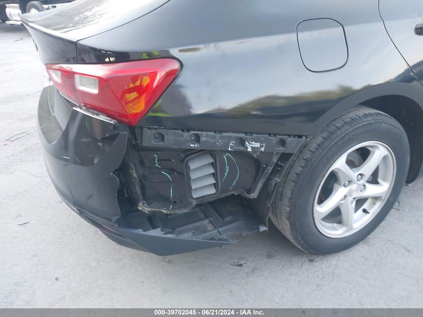 2018 Chevrolet Malibu 1Ls VIN: 1G1ZB5ST3JF290974 Lot: 39702045