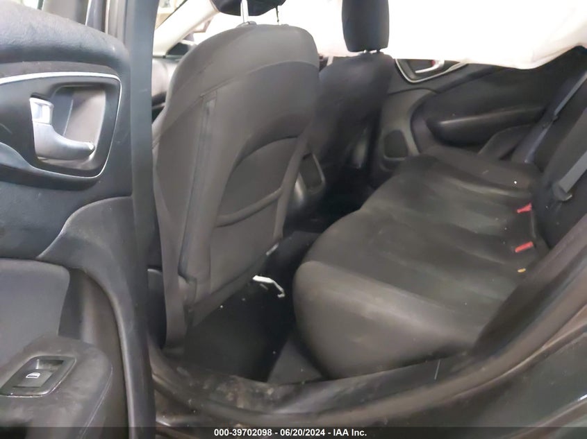 2016 CHRYSLER 200 LIMITED - 1C3CCCAB7GN126590