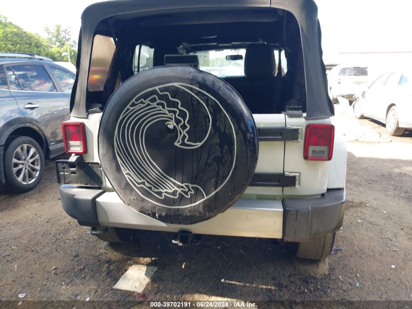 1C4HJWEG9DL510912 2013 Jeep Wrangler Unlimited Sahara