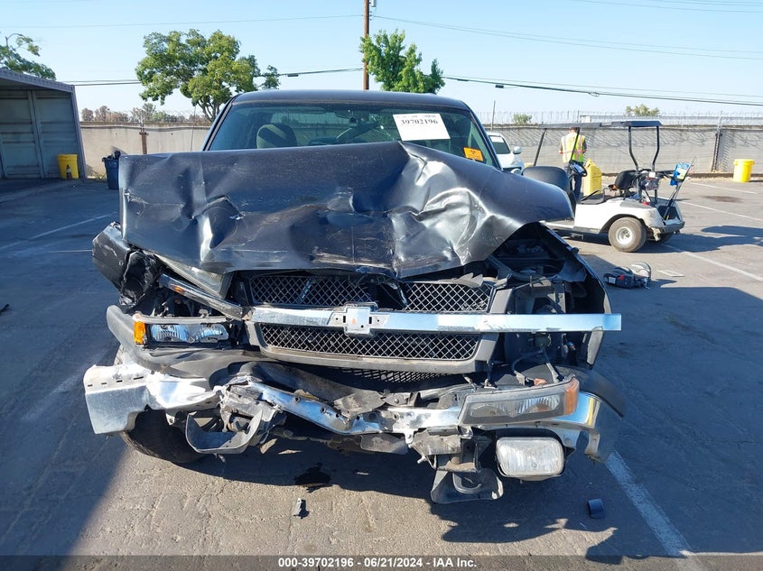 2005 Chevrolet Silverado 1500 Ls VIN: 2GCEC13T851133612 Lot: 39702196