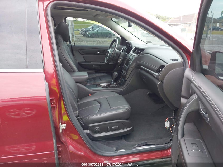 VIN 1GNKVHKD8HJ329051 2017 CHEVROLET TRAVERSE 2LT