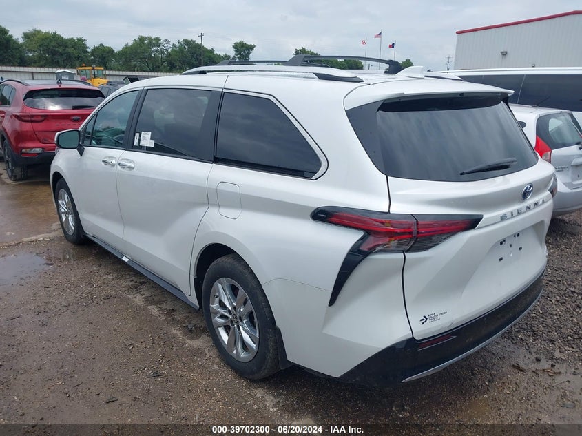 2024 TOYOTA SIENNA LIMITED/PLATINUM - 5TDZRKEC5RS189444