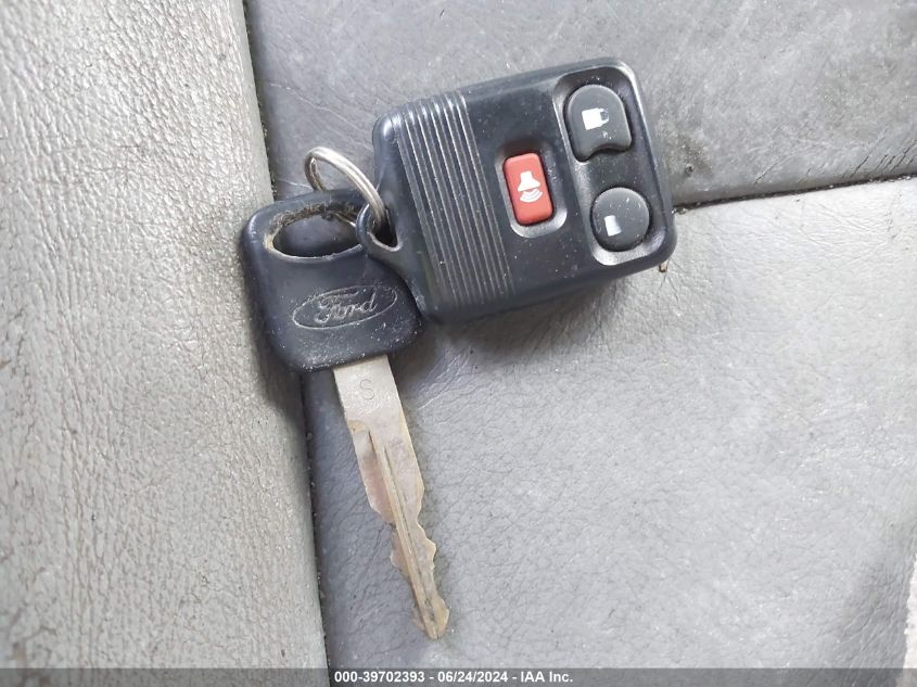 2004 Ford F-350 Lariat/Xl/Xlt VIN: 1FTSW31P64EC92041 Lot: 39702393