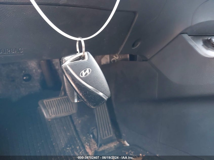 2013 Hyundai Santa Fe Sport VIN: 5XYZU3LB5DG071415 Lot: 39702407