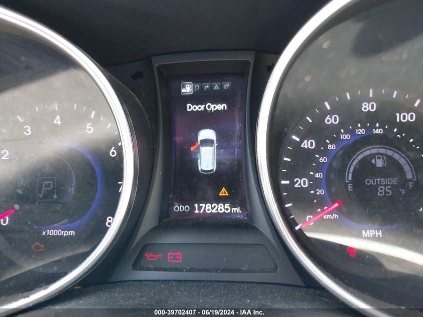 2013 Hyundai Santa Fe Sport VIN: 5XYZU3LB5DG071415 Lot: 39702407