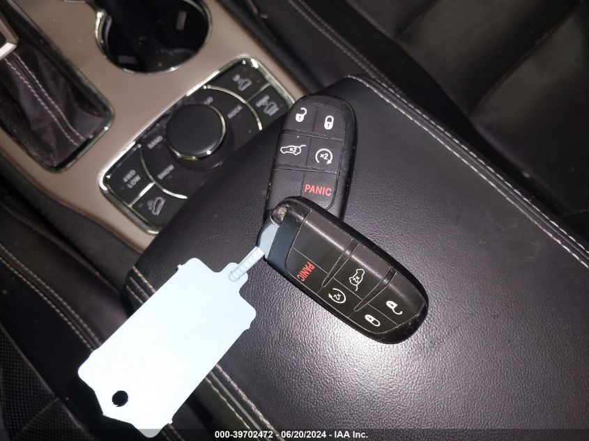 2017 Jeep Grand Cherokee Overland 4X4 VIN: 1C4RJFCG9HC804002 Lot: 39702472