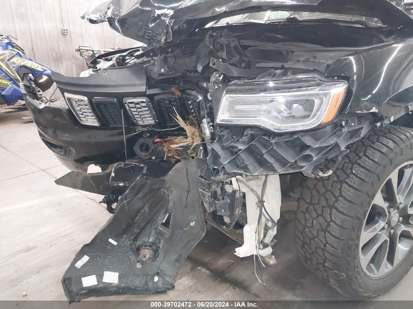 2017 Jeep Grand Cherokee Overland 4X4 VIN: 1C4RJFCG9HC804002 Lot: 39702472