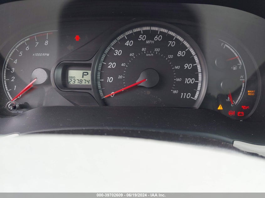 2011 Toyota Sienna Le V6 VIN: 5TDKK3DC7BS098940 Lot: 39702609