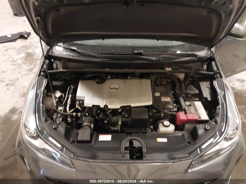 2021 Toyota Prius Le VIN: JTDKAMFUXM3137989 Lot: 39702610