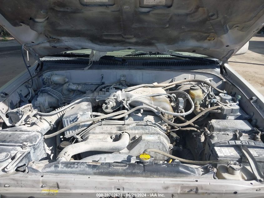 1999 Toyota 4Runner Limited V6 VIN: JT3GN87R0X0113688 Lot: 39702623