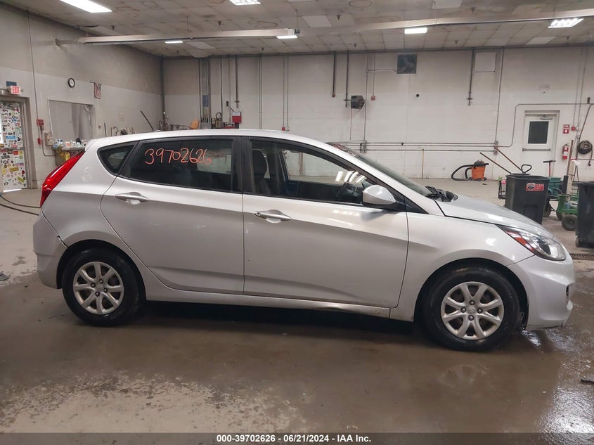2012 Hyundai Accent Gs VIN: KMHCT5AE5CU042541 Lot: 39702626