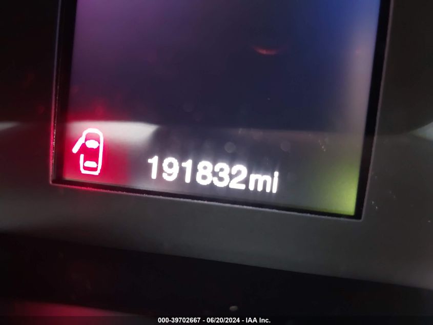 2015 Jeep Renegade Latitude VIN: ZACCJBBTXFPB94746 Lot: 39702667