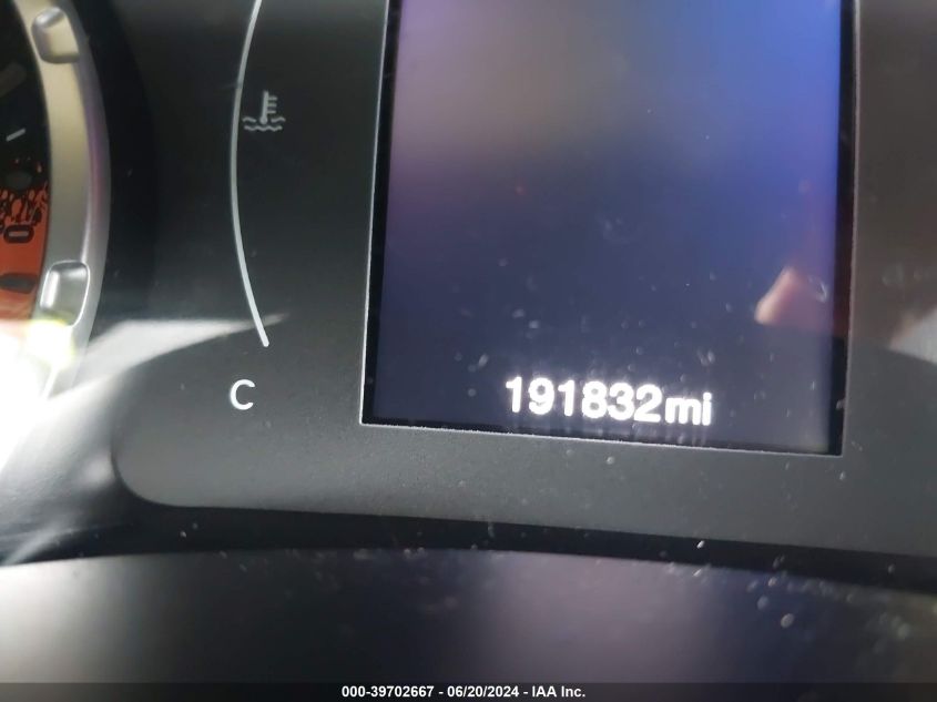 2015 Jeep Renegade Latitude VIN: ZACCJBBTXFPB94746 Lot: 39702667