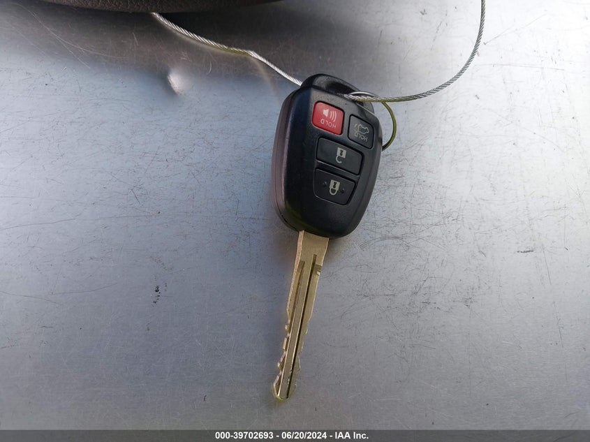 2016 Toyota Camry Le/Xle/Se/Xse VIN: 4T1BF1FK3GU574306 Lot: 39702693