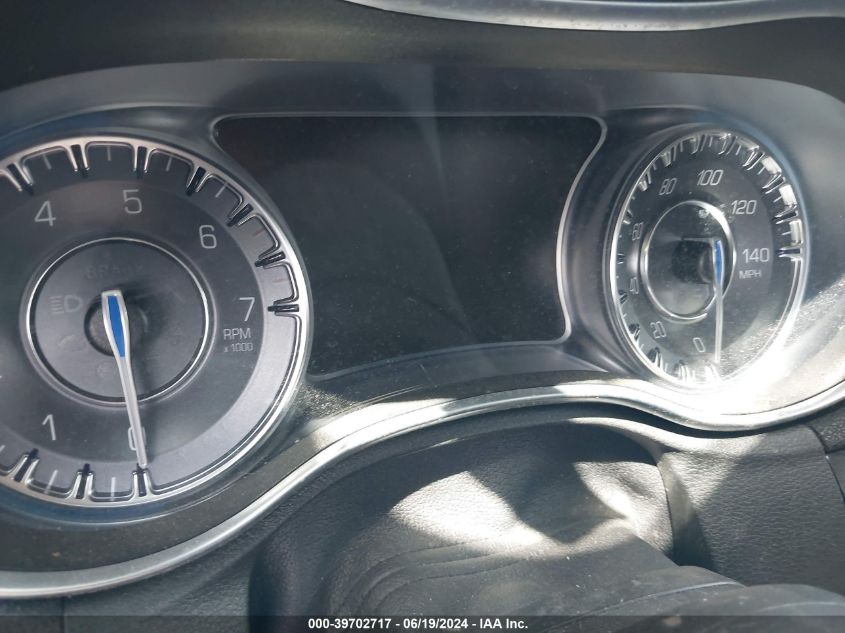 2016 Chrysler 300 Limited VIN: 2C3CCARG1GH220672 Lot: 39702717