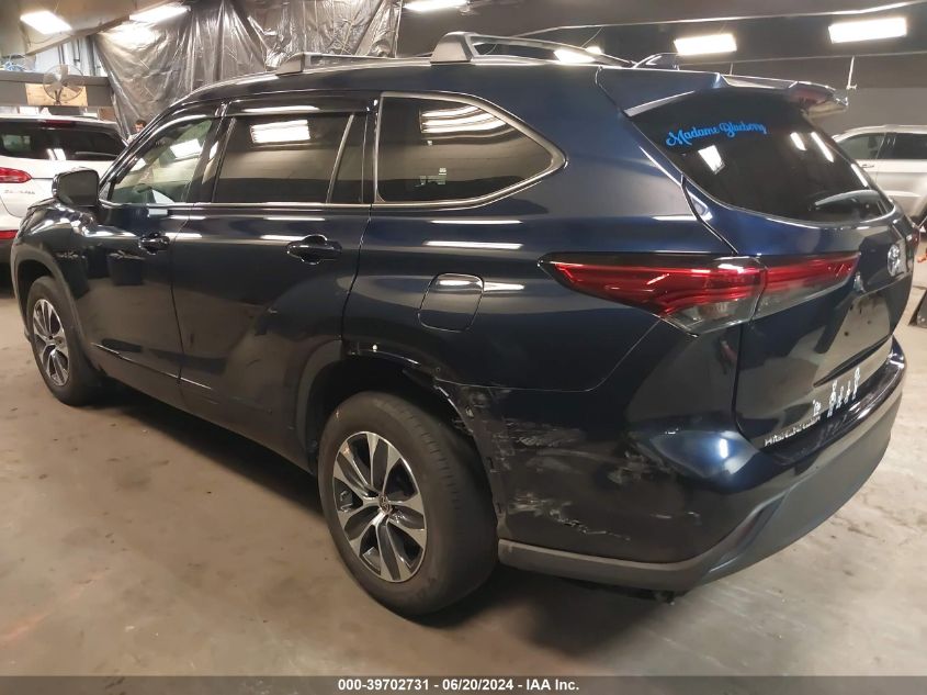 2021 Toyota Highlander Xle VIN: 5TDGZRBH0MS154710 Lot: 39702731