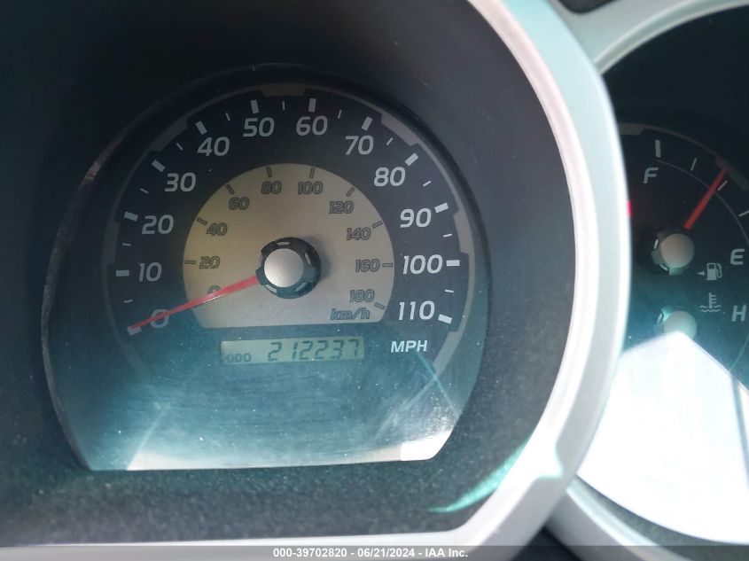 2003 Toyota 4Runner Sr5/Sport VIN: JTEBU14R730007586 Lot: 39702820