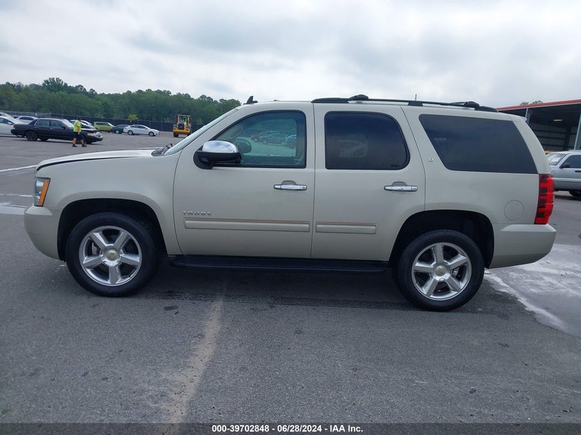 2013 CHEVROLET TAHOE LT - 1GNSCBE01DR375523