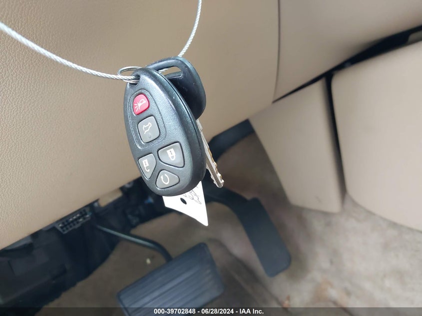 2013 CHEVROLET TAHOE LT - 1GNSCBE01DR375523