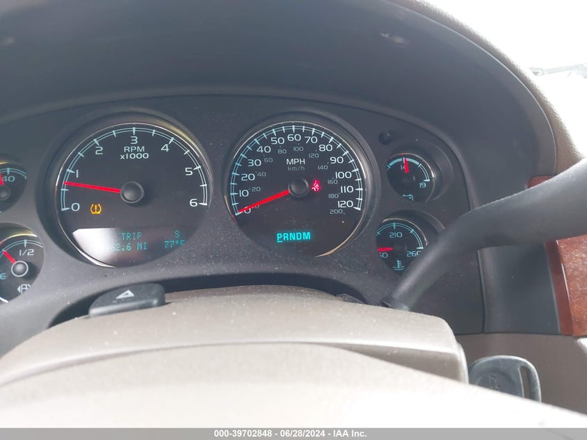 2013 CHEVROLET TAHOE LT - 1GNSCBE01DR375523