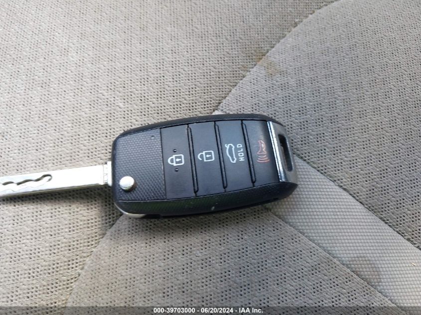 2018 Kia Optima Lx VIN: 5XXGT4L38JG233773 Lot: 39703000