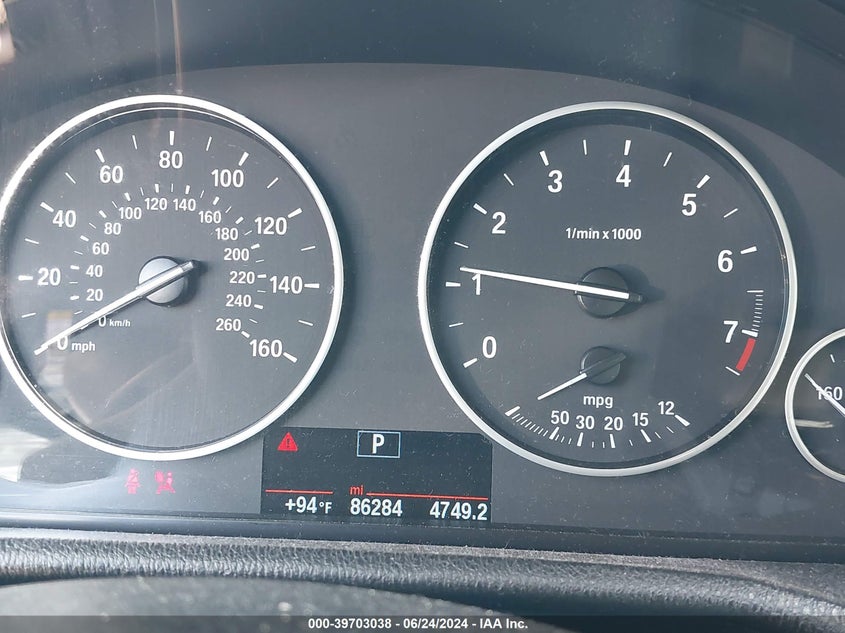 2017 BMW X3 Sdrive28I VIN: 5UXWZ7C54H0T44084 Lot: 39703038