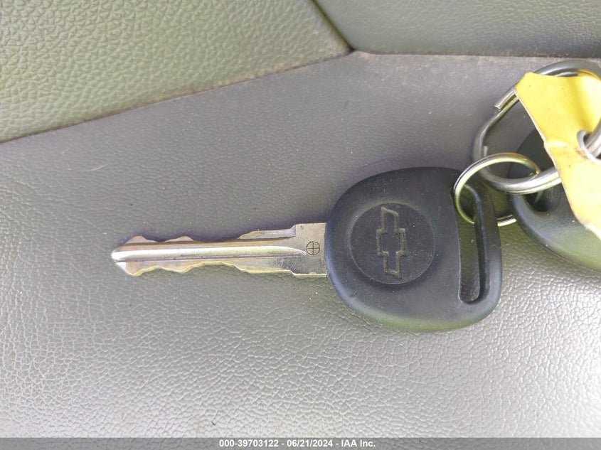 2015 Chevrolet Traverse Ls VIN: 1GNKVFED9FJ381902 Lot: 39703122