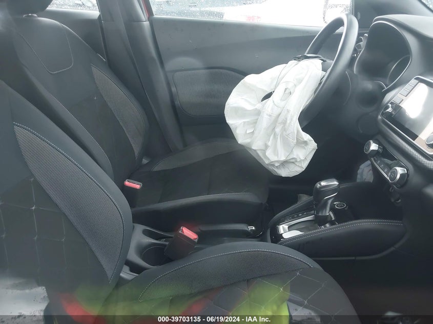 VIN 3N1CP5CU7KL498839 2019 NISSAN KICKS SV