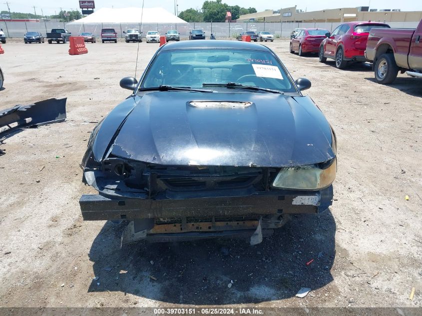 2000 Ford Mustang VIN: 1FAFP4045YF158462 Lot: 39703151