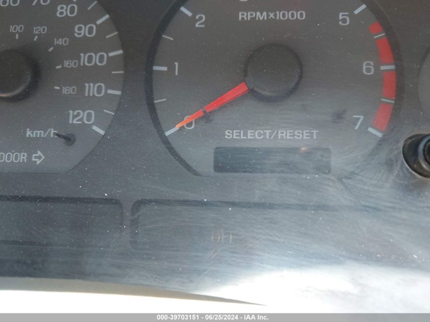 2000 Ford Mustang VIN: 1FAFP4045YF158462 Lot: 39703151