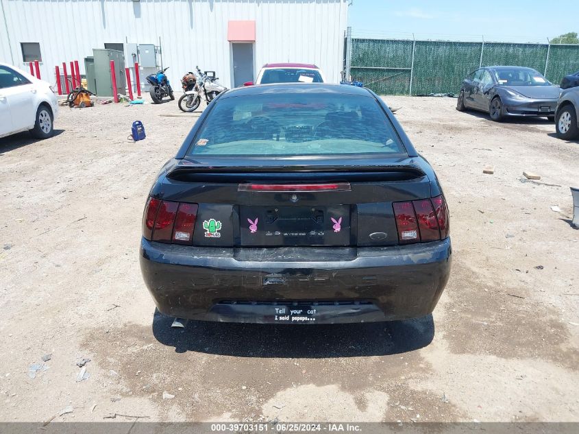 2000 Ford Mustang VIN: 1FAFP4045YF158462 Lot: 39703151