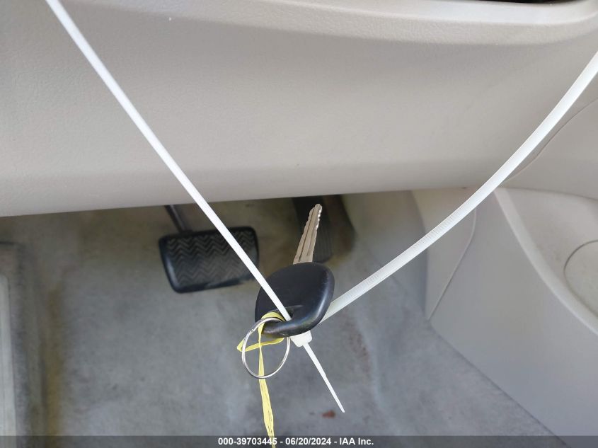 2010 Toyota Corolla Le VIN: 1NXBU4EE9AZ195790 Lot: 39703445